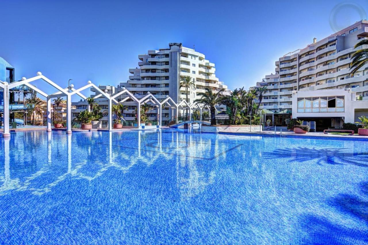 Apartamentos Benalbeach Benalmadena Luaran gambar