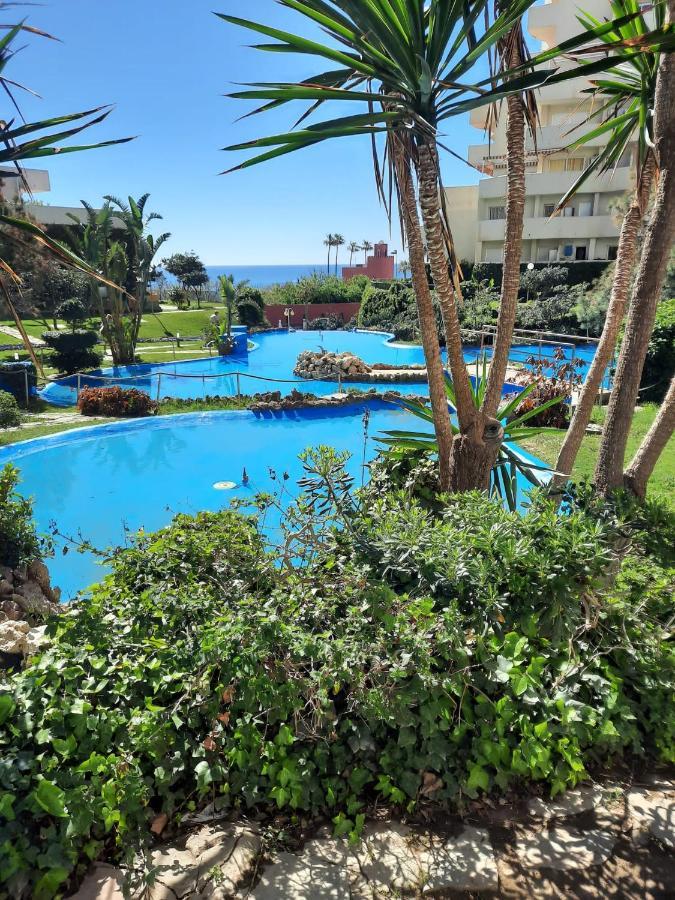 Apartamentos Benalbeach Benalmadena Luaran gambar