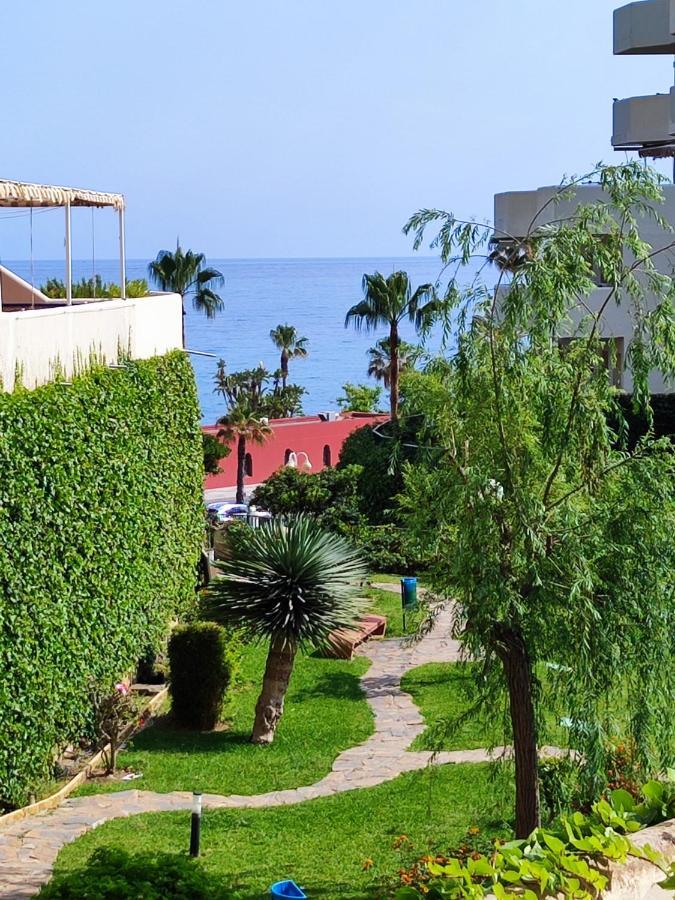 Apartamentos Benalbeach Benalmadena Luaran gambar
