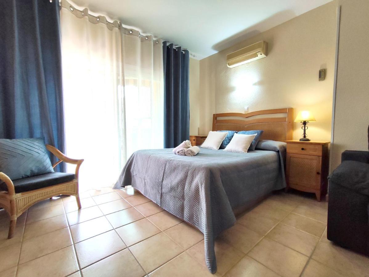 Apartamentos Benalbeach Benalmadena Luaran gambar
