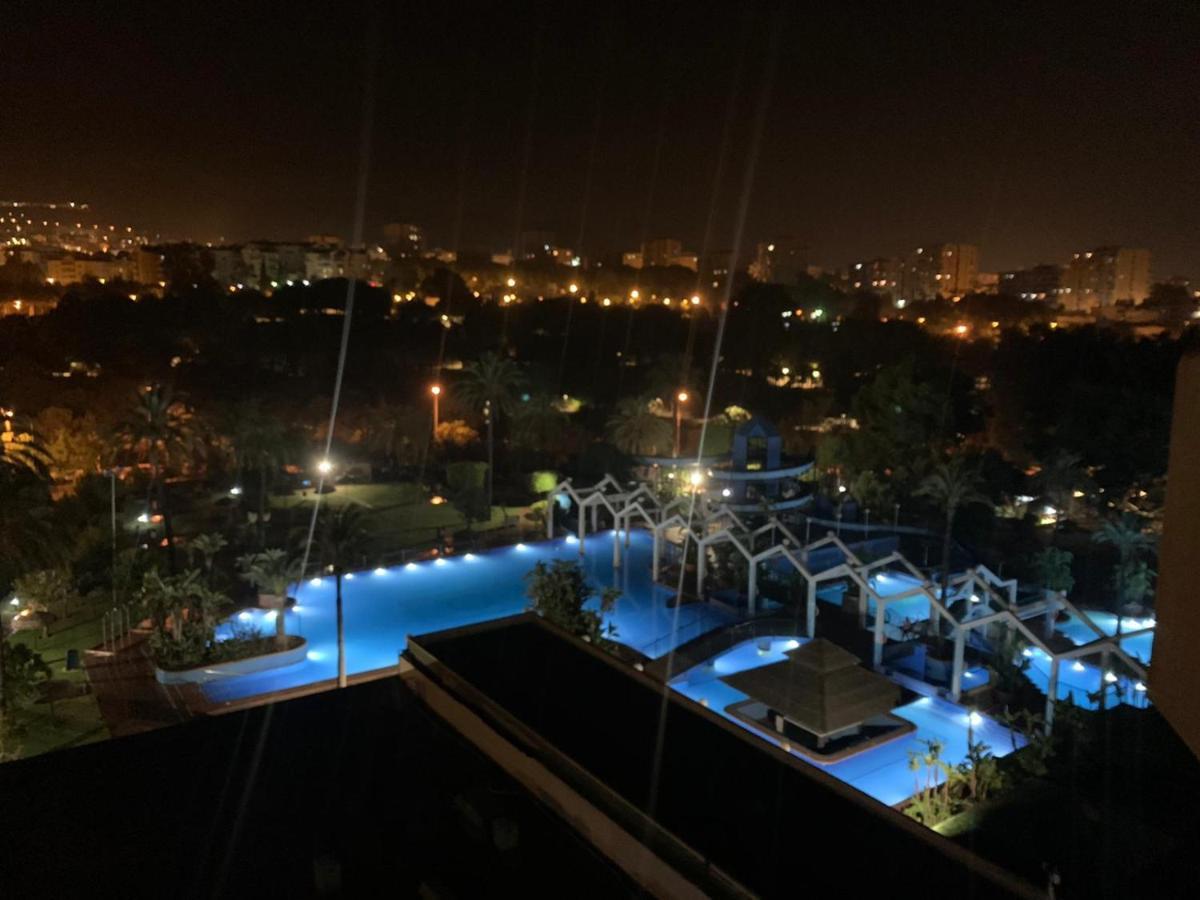 Apartamentos Benalbeach Benalmadena Luaran gambar